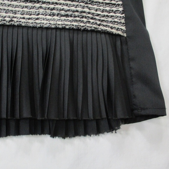 CLU + WILLOUGHBY Instick Tunic Top Size Medium - Picture 8 of 8